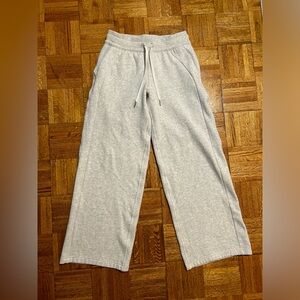 Lululemonn Scuba Mid-Rise Wide-Leg Pant